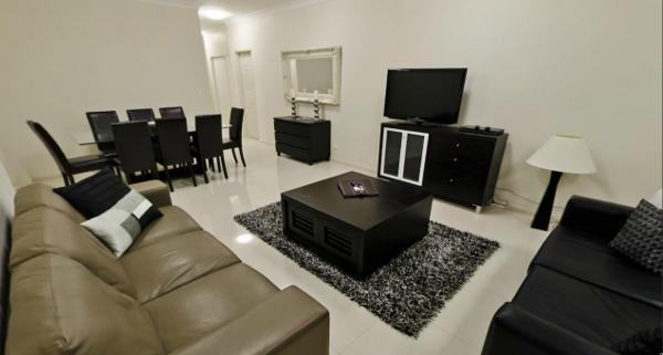 פנריט Astina Serviced Apartments - Central חדר תמונה