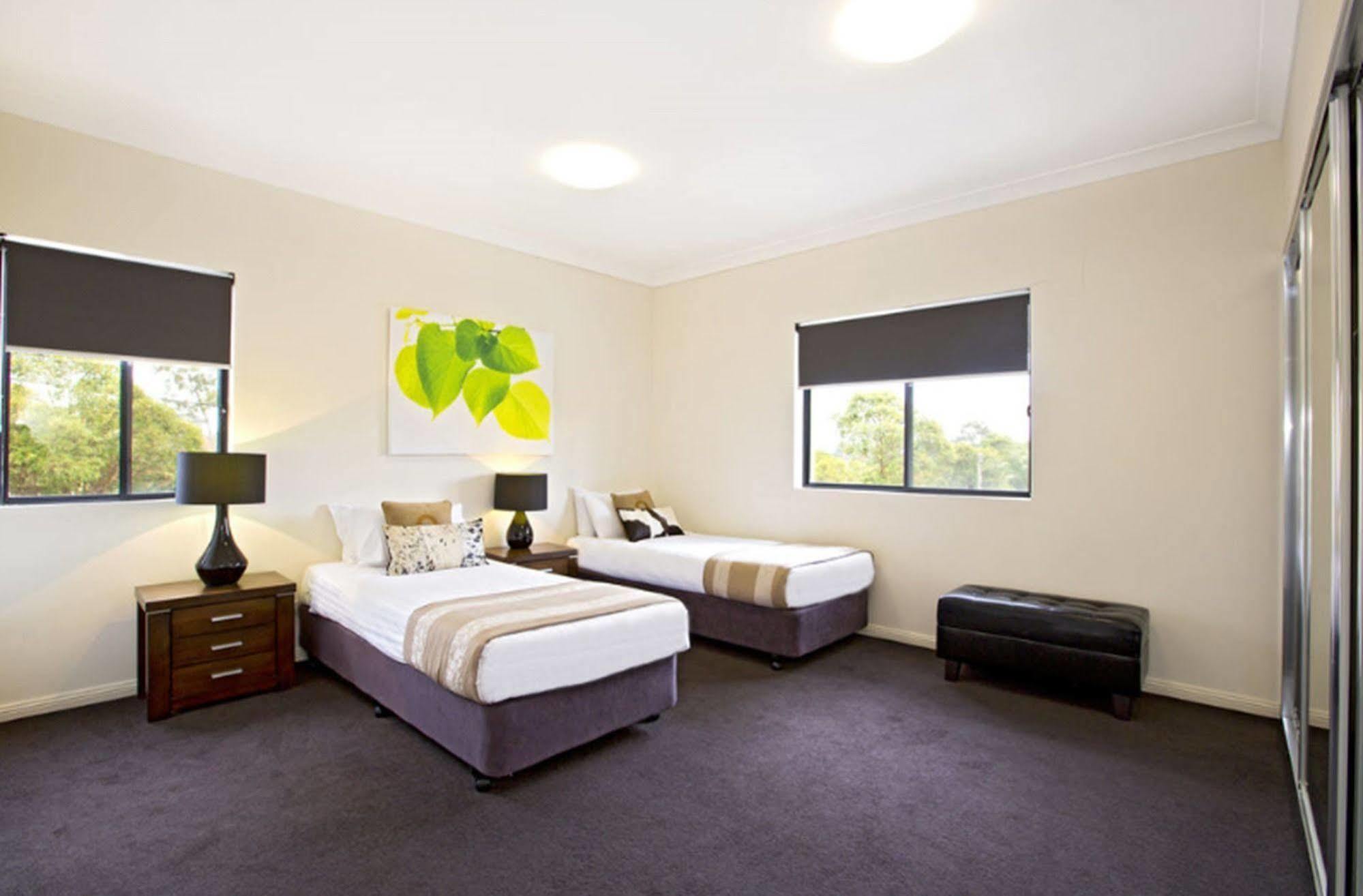 פנריט Astina Serviced Apartments - Central מראה חיצוני תמונה